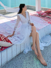 Weißes Maxikleid mit langen Ärmeln, Crêpe-Chiffon, Strandhochzeitskleid